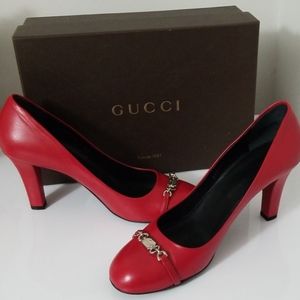 Gucci mid heel pumps in red